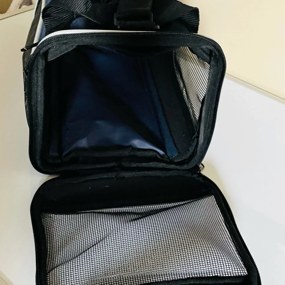 PET carrier Small dog/cat blue canvas/mesh with shoulder strap.